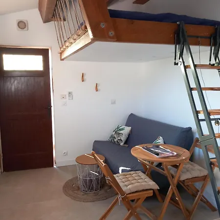 Holiday home Valcros,